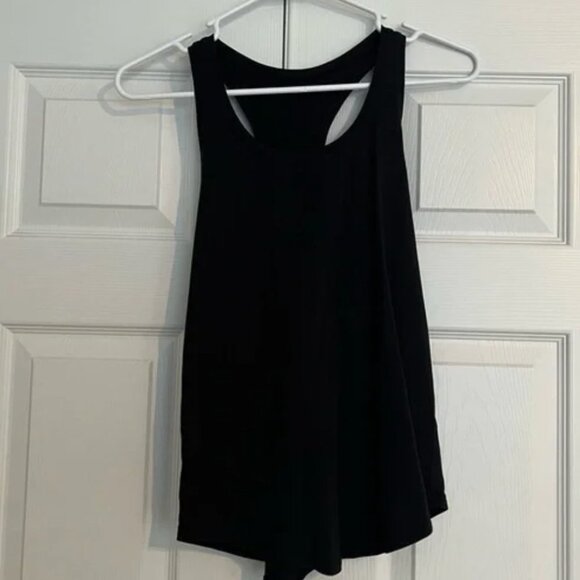 Lululemon Essential Tank Black Size 2 - Picture 1 of 3